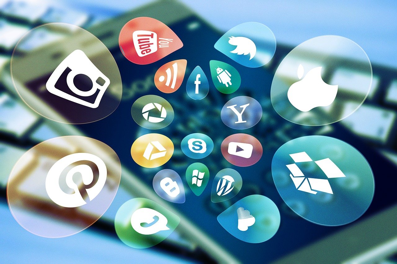 ¿Cual es la diferencia entre Social Media y Social Media Premium?